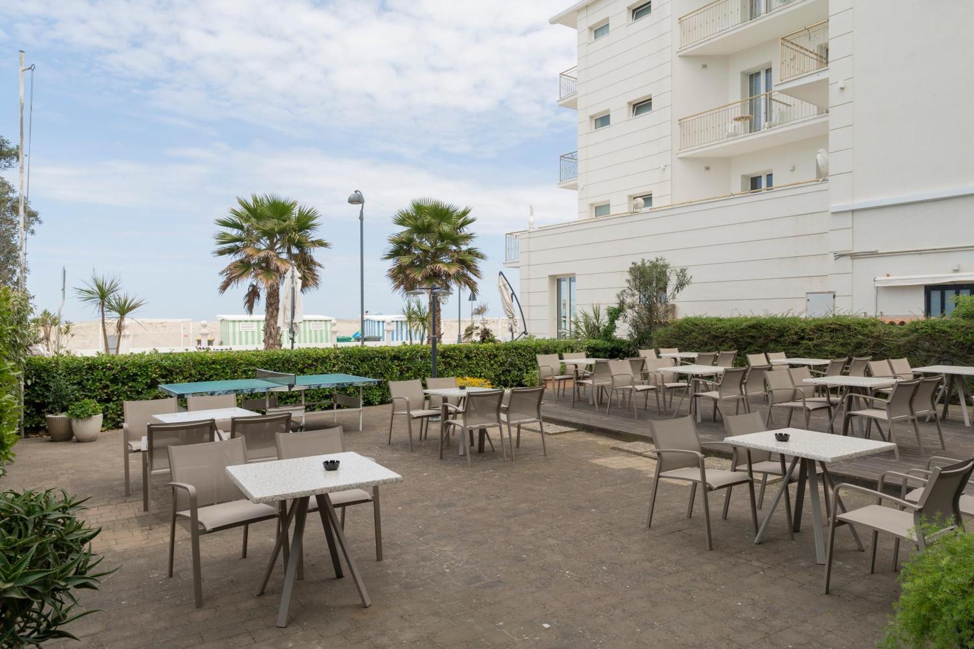Hotel Mondial